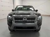 2026 Nissan Frontier photo 8