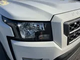 2023 Nissan Frontier photo 9