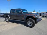 2026 Jeep Gladiator photo 2