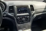 2021 Jeep Grand Cherokee photo 9