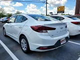 2020 Hyundai Elantra photo 4