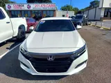 2020 Honda Accord Sedan photo 2