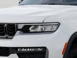 2027 Jeep Grand Cherokee photo 11