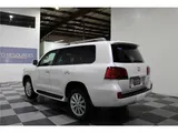 2011 Lexus LX 570 photo 6
