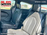 2025 Chrysler Pacifica photo 32