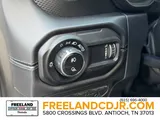 2026 Jeep Gladiator photo 22
