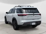 2026 Nissan Pathfinder photo 4