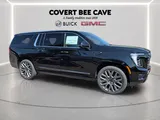 2026 GMC Yukon XL photo 12