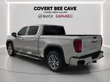 2026 GMC Sierra 1500 photo 9