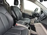 2024 Chrysler Pacifica photo 15