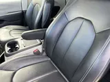2024 Chrysler Pacifica photo 16