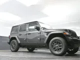 2026 Jeep Wrangler photo 39