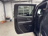 2024 GMC Canyon photo 16