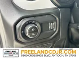 2026 Jeep Gladiator photo 22