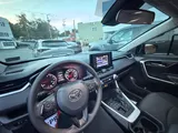 2020 Toyota RAV4 photo 21