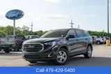 2019 GMC Terrain photo 2