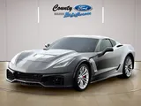 2016 Chevrolet Corvette photo 2