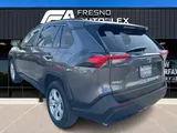 2019 Toyota RAV4 photo 6