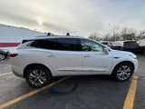 2018 Buick Enclave photo 7
