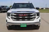 2026 GMC Sierra 1500 photo 2
