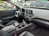 2020 Nissan Altima photo 11