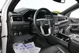 2023 GMC Yukon photo 21