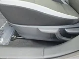 2025 Nissan Versa photo 9