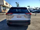 2020 Toyota RAV4 photo 6