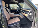 2026 Land Rover Defender photo 27