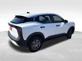 2026 Nissan Kicks photo 8