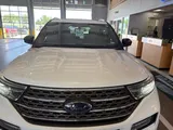 2023 Ford Explorer photo 5