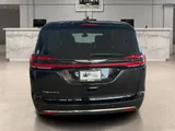 2024 Chrysler Pacifica photo 4