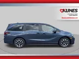 2025 Honda Odyssey photo 3