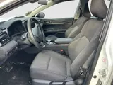 2025 Toyota Camry photo 6