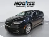2024 Chrysler Pacifica photo 1