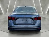 2024 Nissan Altima photo 4
