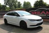 2017 Chrysler 200 photo 4