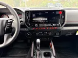 2027 Nissan Frontier photo 19