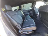 2022 Jeep Wagoneer photo 26