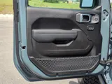 2026 Jeep Gladiator photo 11