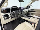 2020 Lincoln Navigator L photo 12