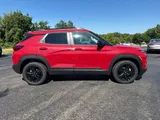 2026 Chevrolet Trailblazer photo 2