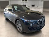 2023 Maserati Levante photo 8