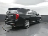 2021 GMC Yukon photo 32