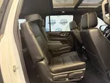2023 GMC Yukon XL photo 25