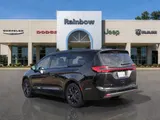 2026 Chrysler Pacifica photo 3