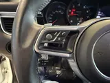 2018 Porsche Macan photo 18