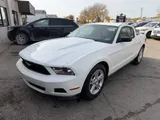 2011 Ford Mustang photo 1
