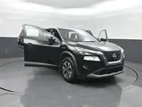 2022 Nissan Rogue photo 42