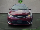 2019 Chrysler Pacifica photo 8